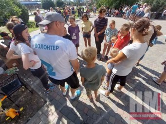 Для жителей Приморского района Волонтёры благотворительных организаций "Елизавета" и "Дороже золота"